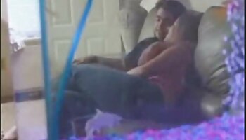 gargantas profundas com seios grandes batiam com uma rocha os melhores vídeo pornô das brasileirinhas rígida na vagina